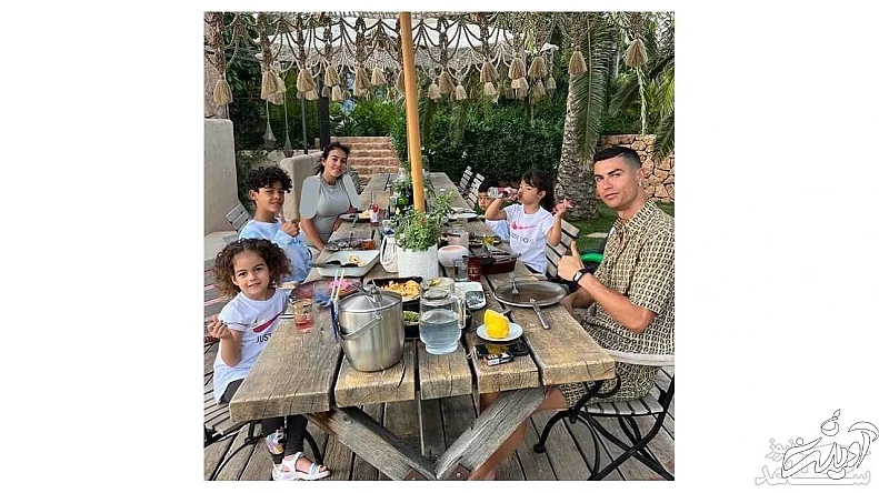 تعطیلات خانوادگی رونالدو در طبیعت بکر و هتل لاکچری